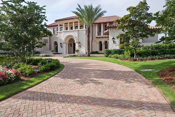 Professional Driveway Pavers in Bellefontaine Neighbors, MO