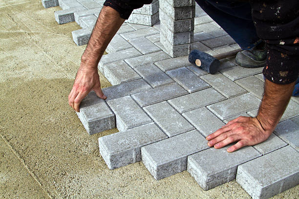 Best Local Driveway Pavers  in Bellefontaine Neighbors, MO
