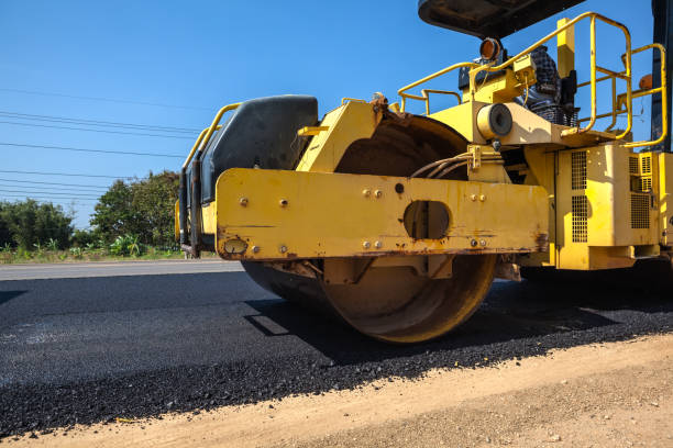 Best Professional Driveway Pavers  in Bellefontaine Neighbors, MO